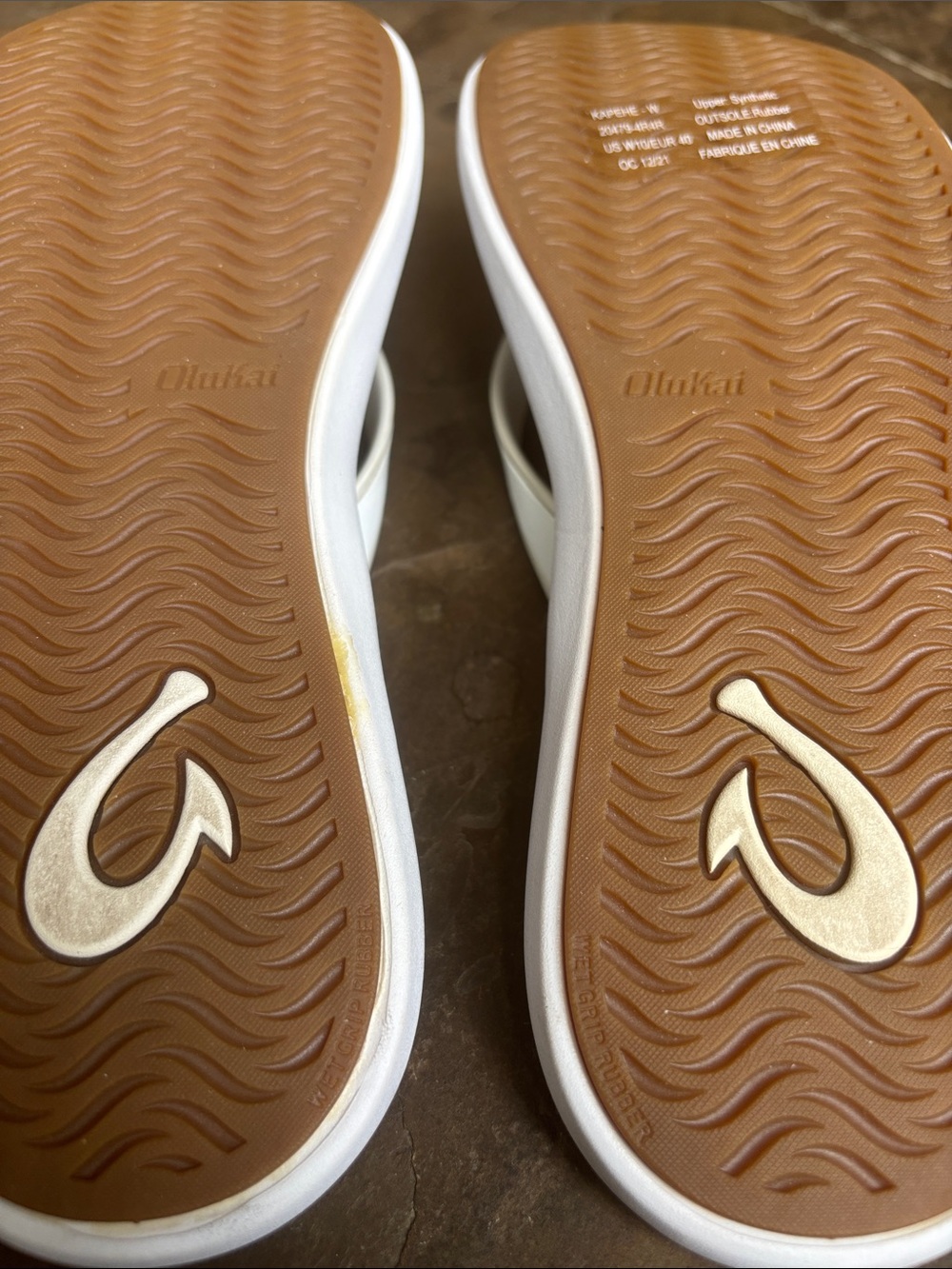 Olukai Kapehe Beach Sandal - Picture 12 of 12